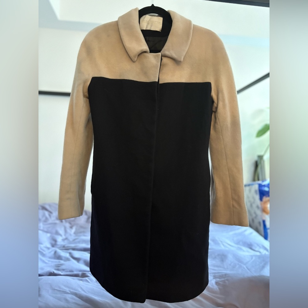 Fleurette Colorblock Italian Wool Coat in Size 4, Black/Cream